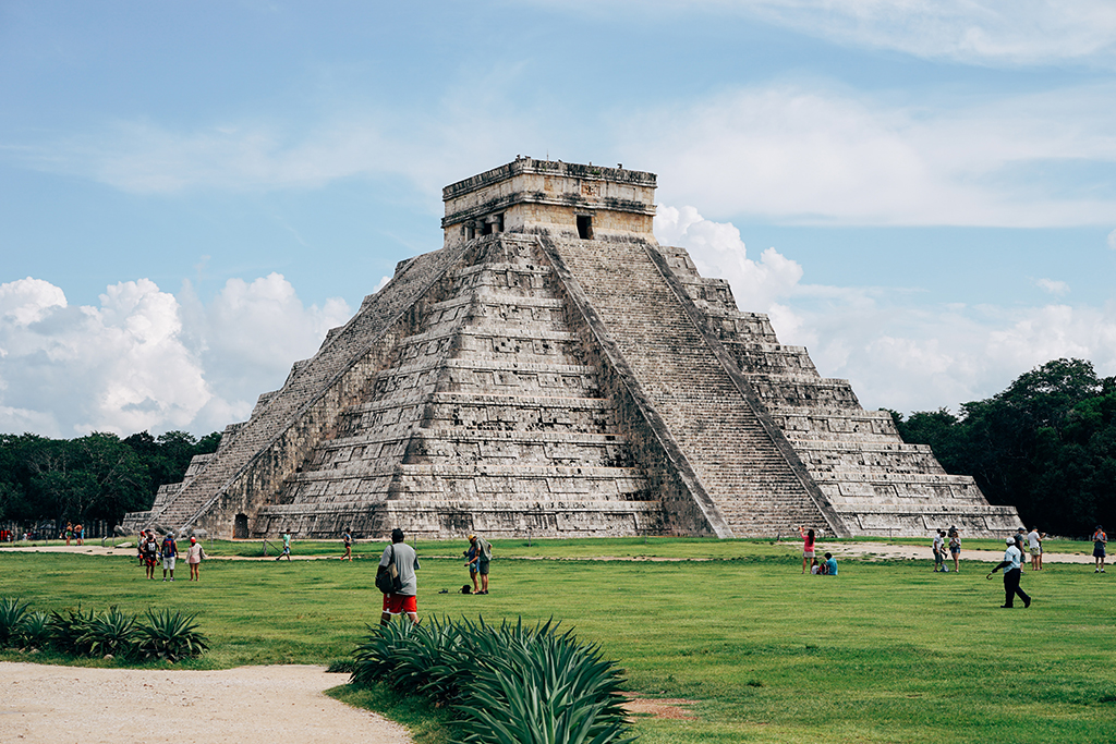 Pyramide Maya de Chichen Itza, voyage culturel au Mexique avec Nirvatravel agence