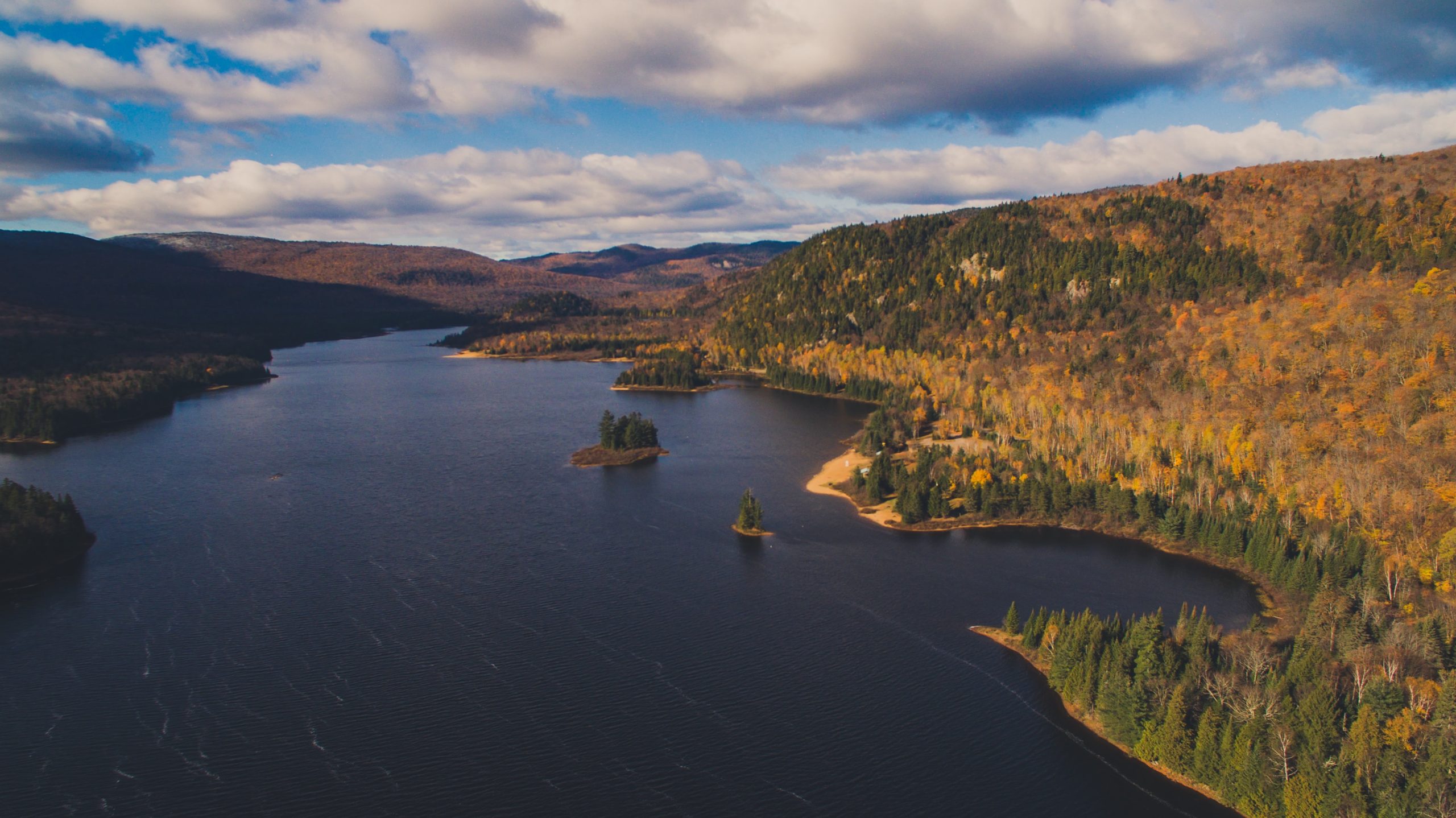 Lac et forets de Gaspésie, vacances au Canada avec Nirvatravel