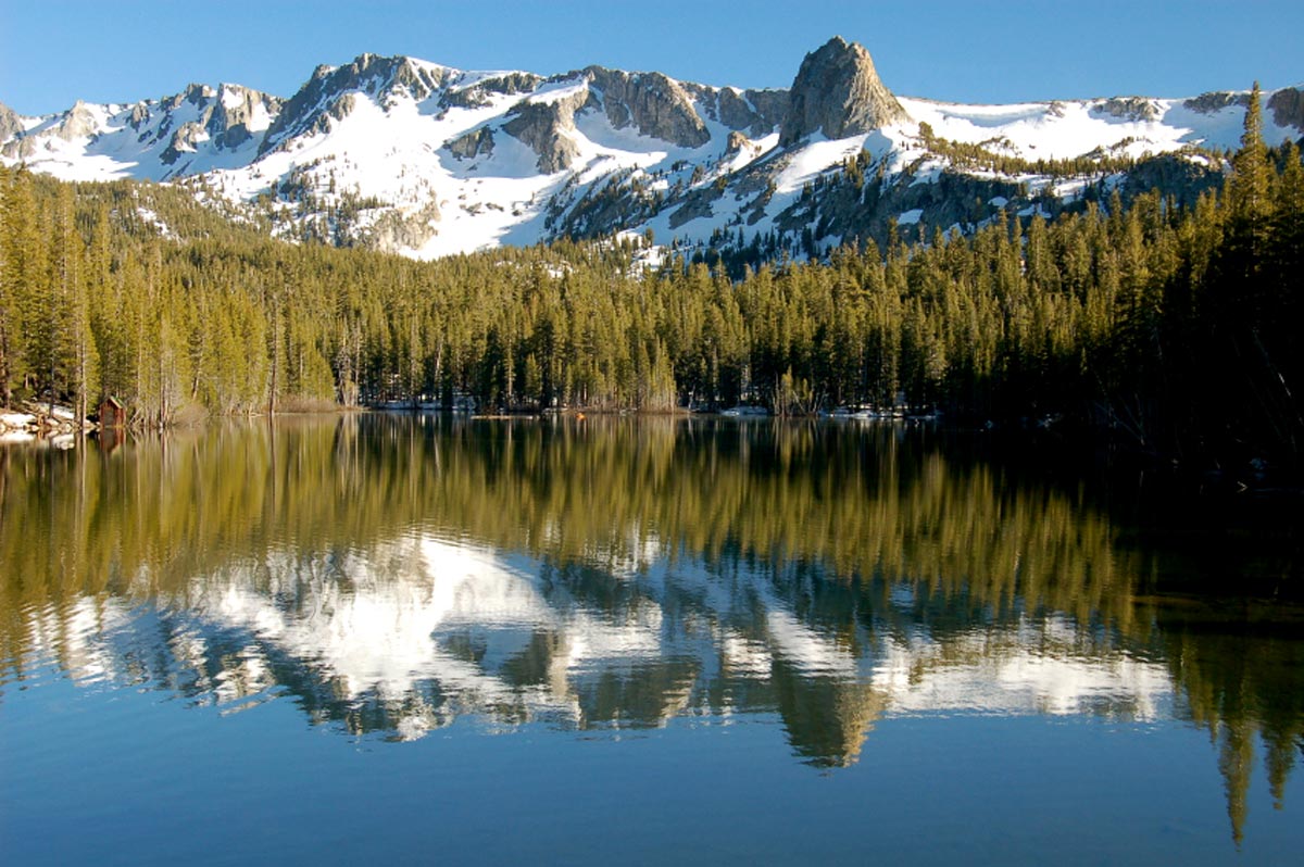 Mammoth Lakes, lacs et forets