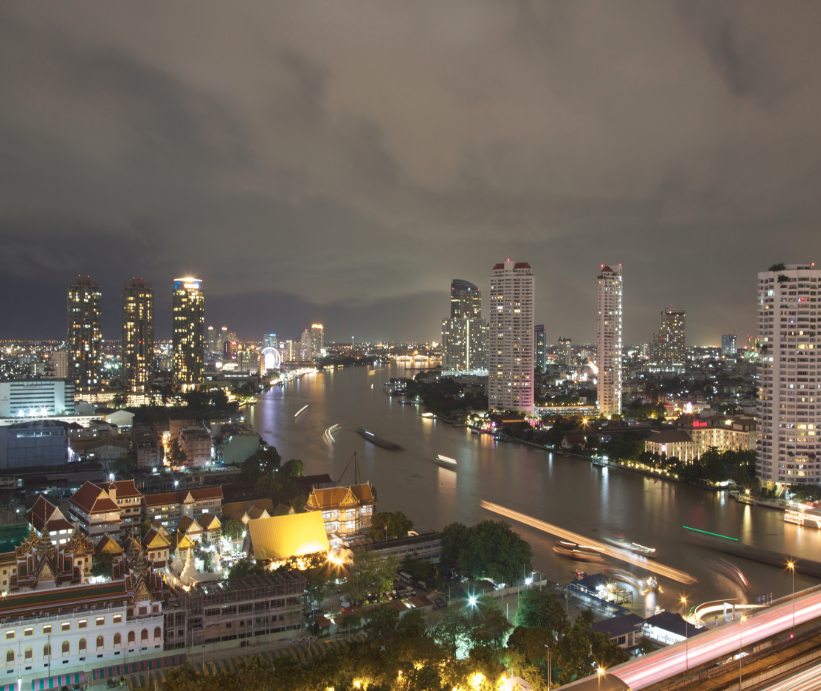 Lumieres sur la ville de Bangkok la nuit, partir en Thaïlande avec Nirvatravel