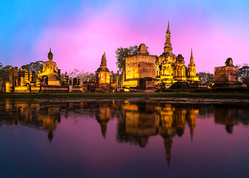 Temples de Phra Nakkon Si au coucher du soleil, vacances en Thaïlande avec Nirvatravel