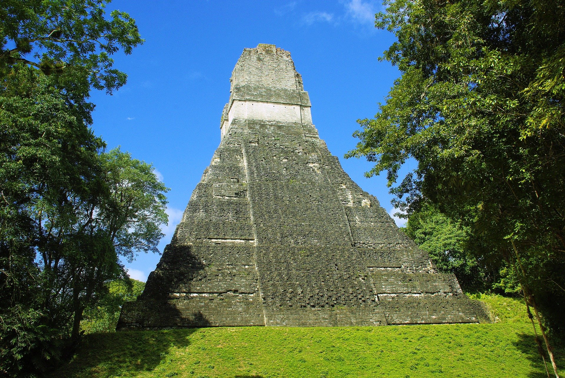 Pyramide Maya Tikal, voyage Guatemala Nirvatravel