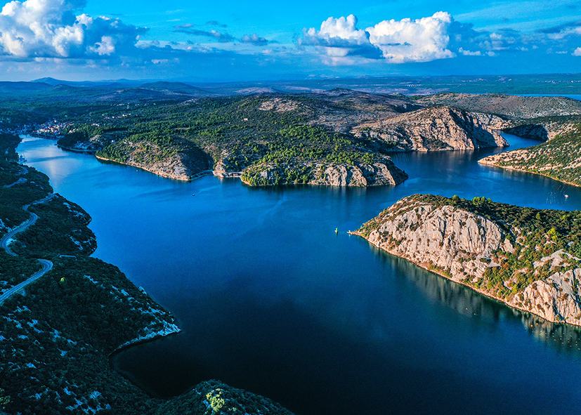 Lac Prokljan en Dalmatie, voyage en Croatie avec Nirvatravel