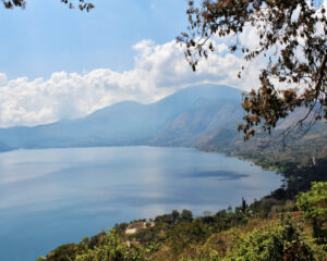 Lac Coatepeque