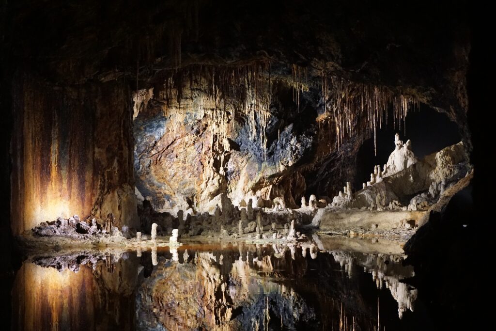 Grottes de Candelaria et ville coloniale de Cobán